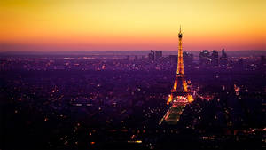 The Eiffel Tower At Paris Sunset Wallpaper