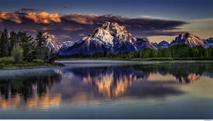 The Gigantic Teton Mountain Range In Wyoming, Usa Wallpaper