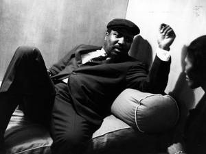 Thelonious Monk Chill On His Couch Wallpaper