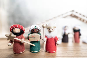 Three King Figurines Nativity Scene Wallpaper