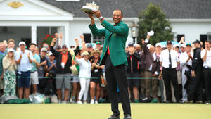 Tiger Woods Masters Holding Trophy Wallpaper