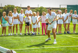 Tim Henman With Kids Wallpaper