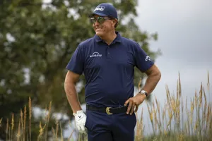 Tim Petrovic Along With Phil Mickelson Wallpaper