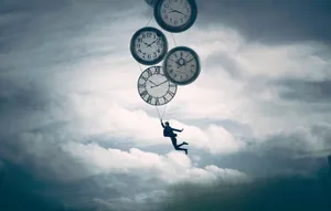 Time And Balloons Wallpaper