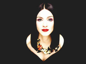 Timeless Beauty – Madonna Wallpaper