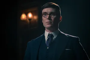 Tommy Wearing Eyeglasses Peaky Blinders 8k Wallpaper