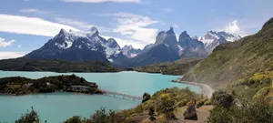 Torres Del Paine Lakeand Mountains Wallpaper