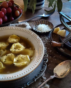 Tortellini In Brodo And Grapes Wallpaper