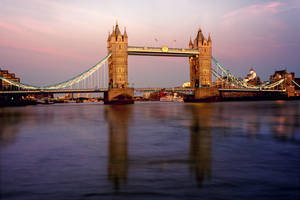 Tower Bridge Under Pink Sky Wallpaper