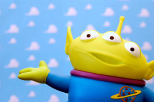 Toy Story Alien Focus Shot Wallpaper