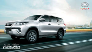 Toyota Fortuner 4x2 2.7 G Variant Wallpaper