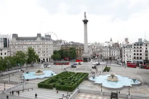 Trafalgar Square Famous Nelson Column Wallpaper