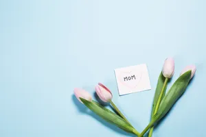 Tulips For Happy Birthday Mom Wallpaper