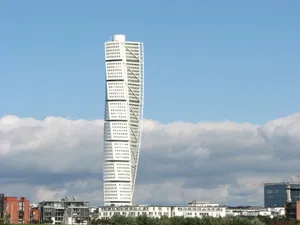 Turning Torso Cloudy Sky Wallpaper