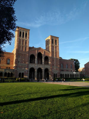 Ucla Royce Hall Entrance Wallpaper