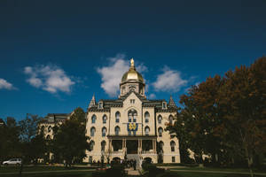 University Of Notre Dame Main Building Logo Wallpaper