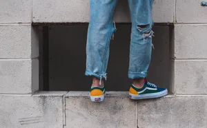 Vans Yacht Club In Wall Wallpaper