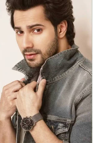 Varun Dhawan In Grey Denim Wallpaper