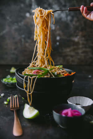 Vegetable Chow Mein Noodles Wallpaper