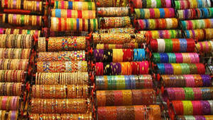 Vibrant Evening At Hyderabad's Laad Bazaar Wallpaper