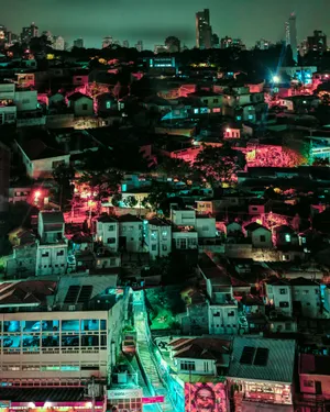 Vibrant Vaporwave Digital Art Wallpaper