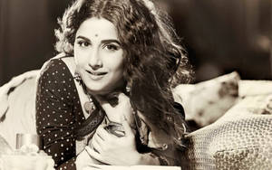 Vidya Balan In Vintage Wallpaper