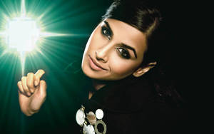 Vidya Balan Smoky Makeup Wallpaper