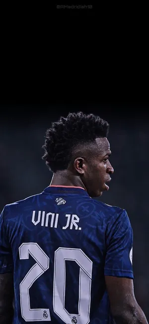 Vini Junior Back View Wallpaper