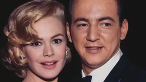 Vintage Hollywood Couple Portrait Wallpaper