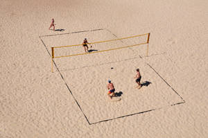 Volleyball Teams On The Beach Wallpaper