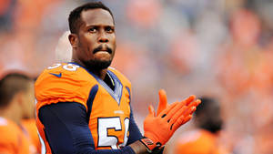 Von Miller Nfl Game Shot Wallpaper