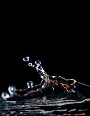 Water Splash Minimal Dark Iphone Wallpaper