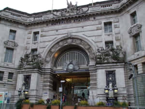 Waterloo Station Building Wallpaper