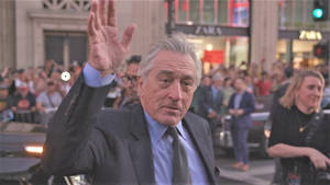 Waving Robert De Niro Wallpaper