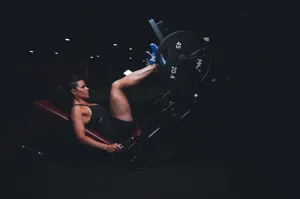 Weightlifting Leg Exercise Wallpaper