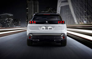 White Peugeot 3008 Suv Wallpaper