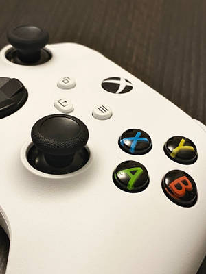 White Xbox Joysticks Wallpaper