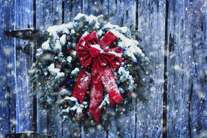 Winter Season Decoration Wallpaper