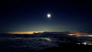 Yahoo Moon On Evening Sky Wallpaper