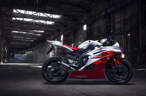 Yamaha Sportbikein Industrial Setting Wallpaper