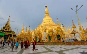 Yangon Cloudy Day Shwedagon Wallpaper