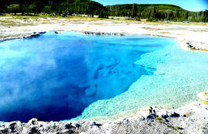 Yellowstone National Park Sapphire Pool Wallpaper