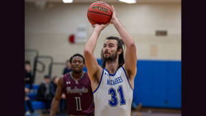 Yeshiva University Basketball Player Wallpaper