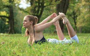 Yoga Woman In Grass Wallpaper