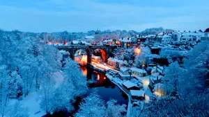Yorkshire Knaresborough Viaduct Wallpaper