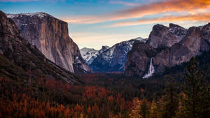 Yosemite National Park Cliffs Wallpaper