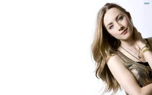 Young Saoirse Ronan Wallpaper