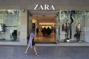 Zara Trendy Fashion Store Wallpaper