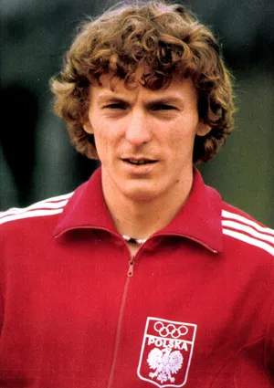 Zbigniew Boniek Red Polish National Team Kit With White Stripes Wallpaper